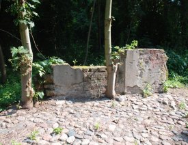 Schulstraße 50 ***** - im nördlichen Bereich der Schulstraße.