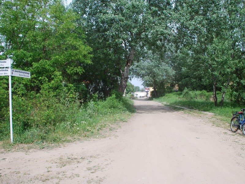 Aktuelle Fotos der Stadt Küstrin / Kostrzyn Ehemalige Altstadt & Festung - Blick in die Kurze Dammstraße ***