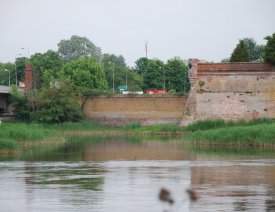 Oderbrücke *** - ... und Bastion König. Jetzt ohne russischen Obelisken.