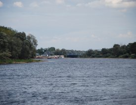 Blick die Warthe hinauf, Richtung Eisenbahnbrücken