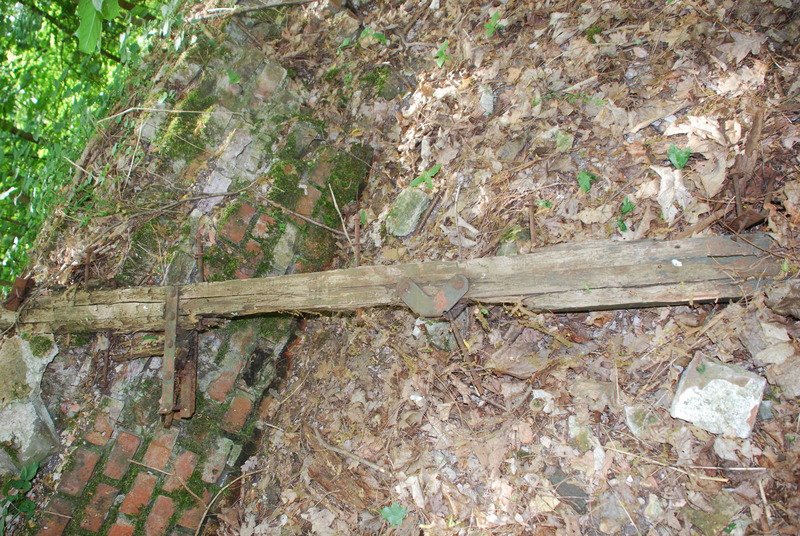 Aktuelle Fotos der Stadt Küstrin / Kostrzyn Lünette B - Reste einer Tür...