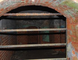 Blick durchs Gitter