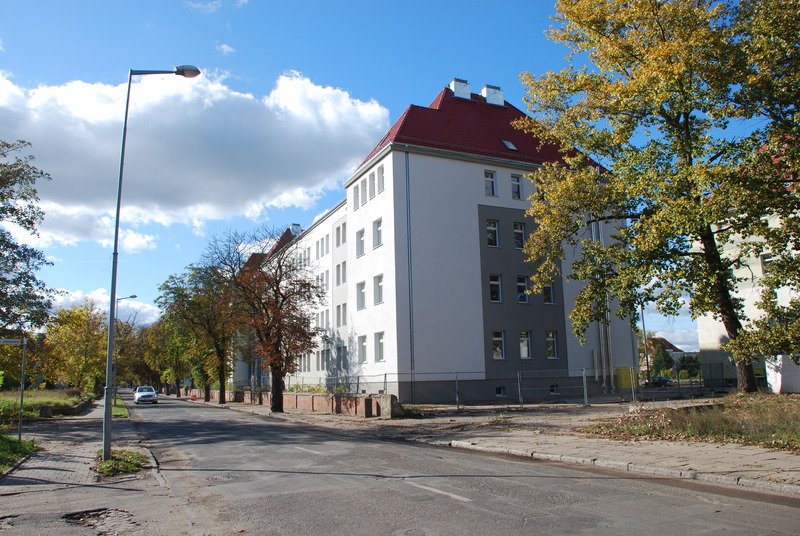 Aktuelle Fotos der Stadt Küstrin / Kostrzyn - Die ehemalige Neustadt Neustadt / Kostrzyn - Erhaltener Teil des Hauptgebäudes der Pionierkaserne
