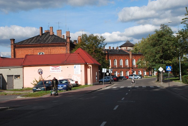 Aktuelle Fotos der Stadt Küstrin / Kostrzyn Neustadt / Kostrzyn - Blick aus der Bahnhofstraße zum Hauptbahnhof