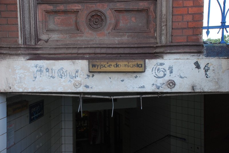 Aktuelle Fotos der Stadt Küstrin / Kostrzyn Neustadt / Kostrzyn - Ausgang Stadt in altdeutscher Schrift