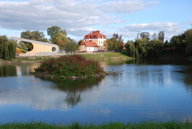 Aktuelle Fotos der Stadt Küstrin / Kostrzyn Neustadt / Kostrzyn - Kaiserkolk und Freilichtbühne an der Warthe