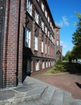 Fassade der Mädchenvolksschule