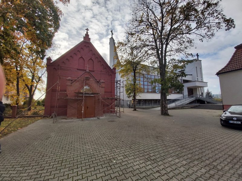 Aktuelle Fotos der Stadt Küstrin / Kostrzyn Neustadt / Kostrzyn - Alte Kapelle und neue Kirche (2021)