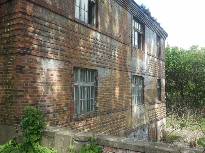 Aktuelle Fotos der Stadt Küstrin / Kostrzyn Oderinsel / Artilleriekaserne - Zölker-Villa, inzwischen leider abgerissen *6