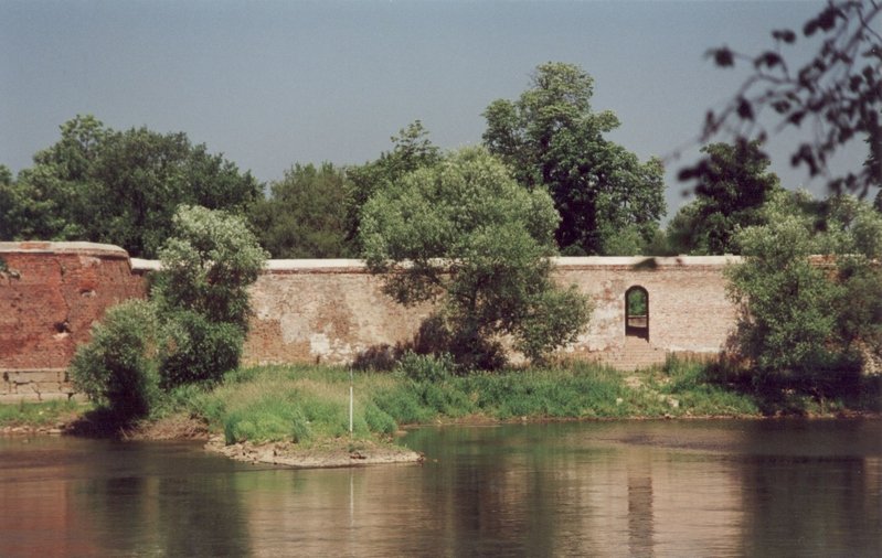 Aktuelle Fotos der Stadt Küstrin / Kostrzyn Ehemalige Altstadt & Festung - Das Fischertor neben der Bastion Brandenburg *