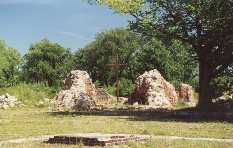 Aktuelle Fotos der Stadt Küstrin / Kostrzyn - Altstadt Ehemalige Altstadt & Festung - Ruine der Marienkirche (auch: Stadtpfarrkirche) *