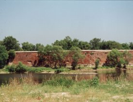 Bastion Brandenburg I * - Blick über die Oder auf die Bastion Brandenburg