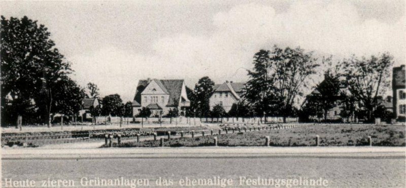 Historische Fotos von Küstrin SPEZIAL: Rund um den Rosengarten - Blick nach Südosten...