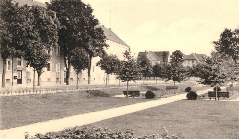 Historische Fotos von Küstrin SPEZIAL: Rund um den Rosengarten - Blick nach Osten...