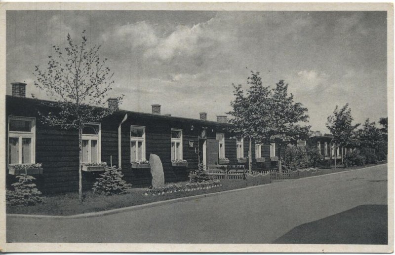Historische Fotos von Küstrin Die Kaserne des Erg.-Bat. des Infanterie-Regiments Nr. 50 - Baracke mit kleinem Vorgarten
