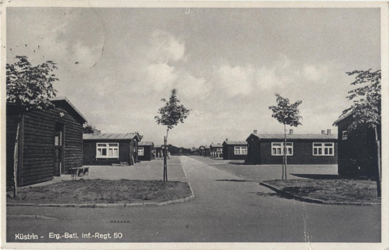 Historische Fotos von Küstrin Die Kaserne des Erg.-Bat. des Infanterie-Regiments Nr. 50 - Straßen zwischen den Baracken