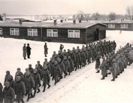 Parade im Winter in der Kaserne