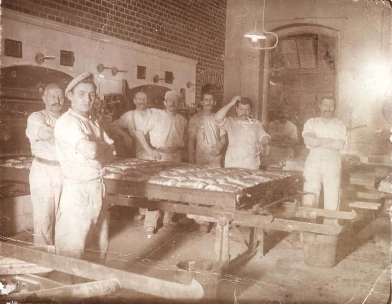 Historische Fotos von Küstrin Garnison-Bäckerei - Backstube der Garnison-Bäckerei *2