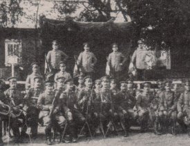 Regimentsmusiker mit Vizefeldebel Stettmann 1916