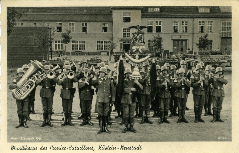 Historische Fotos von Küstrin Die Pionierkaserne - Musikkorps des Pionierbataillons *3