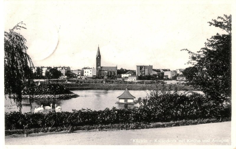 Historische Fotos von Küstrin Rund um den Kaiserkolk - Der Kaiserkolk mit Friedenskirche