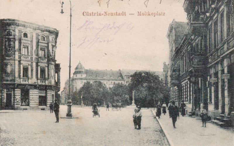 Historische Fotos von Küstrin Rund um den Moltkeplatz - Blick in Richtung Moltkeplatz *1