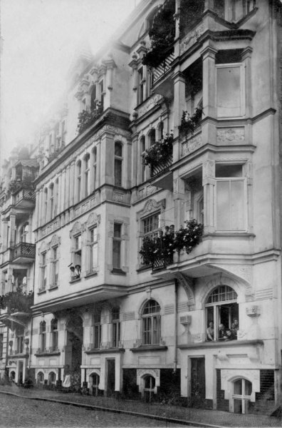 Historische Fotos von Küstrin Rund um den Moltkeplatz - Detailaufnahme Moltkeplatz 7 *3