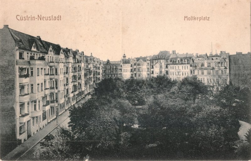 Historische Fotos von Küstrin Rund um den Moltkeplatz - Moltkeplatz (Schiffbauerstraßen-Seite), Nr. 20 bis 12 *1
