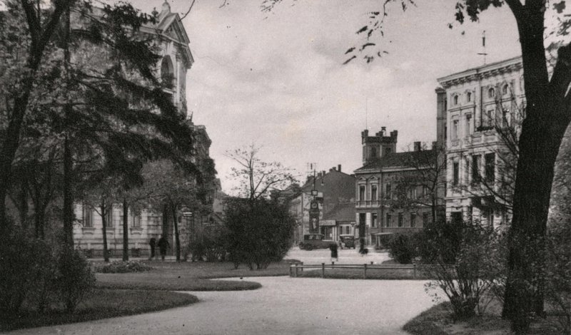 Historische Fotos von Küstrin Rund um den Moltkeplatz - Blick vom Moltkeplatz zur Landsberger Straße *1