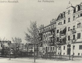 Detailaufnahme Moltkeplatz 15 und 16 *1 - Detailaufnahme Häuser Moltkeplatz 15 (links) und 16 (rechts) an der Schiffbauerstraßen-Seite.