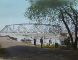 Eisenbahnbrücke über die Oder, coloriert - Ein Farbdia aus dem Jahre 1928. Zu sehen ist das westliche Ufer auf der sogenannten Ooderinsel.