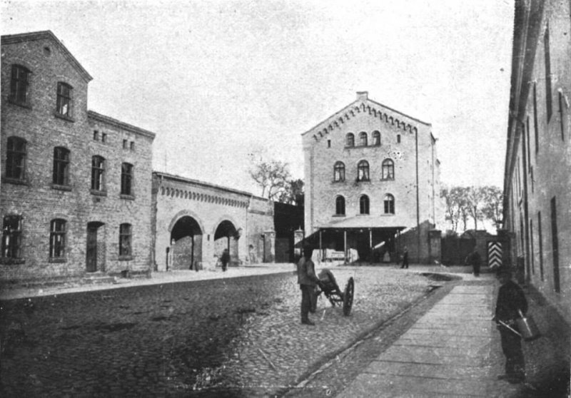 Historische Fotos von Küstrin Altstadt - Die Küstriner Stadtore SPEZIAL: Die Küstriner Stadttore - Kurze Dammstraße mit Hauptwache und Zorndorfer Tor *4