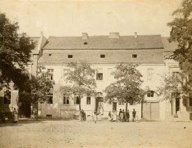 Pfarrhaus der Schlosskirchen-Gemeinde - in der Berliner Straße 12. Von 1712 bis 1758 befand sich dort die reformierte Friedrichschule. Quelle: Sammlung Dietrich Wolff.