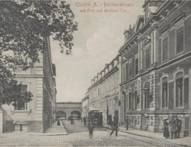 Berliner Straße *4 - Blick stadtauswärts Richtung Berliner Tor.  Links befindet sich der Renneplatz.