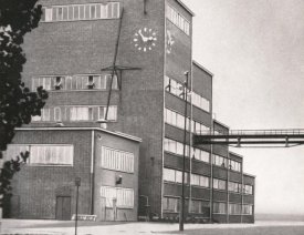 Die Zellulosefabrik in Küstrin (Quelle: Phrix-Buch, 1951)
